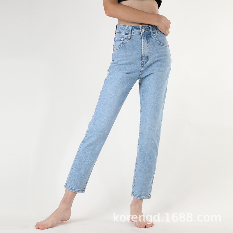 Womens Jeans |  Classic Straight Leg Jeans Clothing DENIM LIGHT